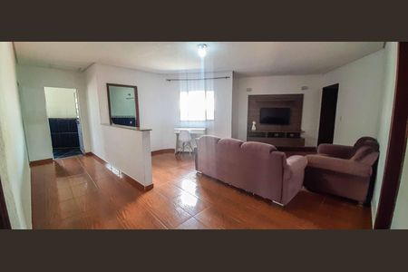 Casa à venda com 600m², 7 quartos e 3 vagas Casa à venda com 600m², 7 quartos e 3 vagasSala