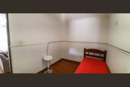 Casa à venda com 600m², 7 quartos e 3 vagas Casa à venda com 600m², 7 quartos e 3 vagasQuarto 2