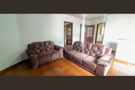 Casa à venda com 600m², 7 quartos e 3 vagas Casa à venda com 600m², 7 quartos e 3 vagasSala
