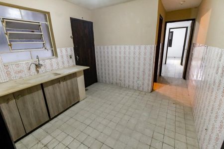 Casa para alugar com 58m², 2 quartos e sem vaga Casa para alugar com 58m², 2 quartos e sem vagaCozinha