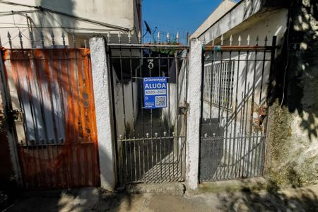 Casa para alugar com 58m², 2 quartos e sem vaga Casa para alugar com 58m², 2 quartos e sem vagaPortão entrada