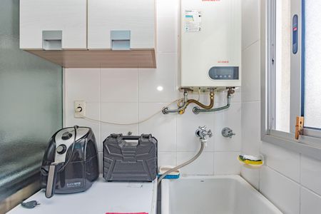Apartamento à venda com 58m², 2 quartos e 1 vaga Apartamento à venda com 58m², 2 quartos e 1 vagaÁrea de Serviço