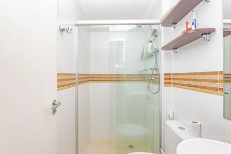 Apartamento à venda com 58m², 2 quartos e 1 vaga Apartamento à venda com 58m², 2 quartos e 1 vagaBanheiro da Suíte