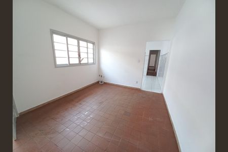 Casa para alugar com 100m², 3 quartos e 1 vaga Casa para alugar com 100m², 3 quartos e 1 vagaSala