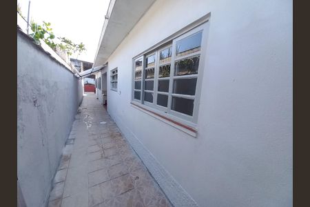Casa para alugar com 100m², 3 quartos e 1 vaga Casa para alugar com 100m², 3 quartos e 1 vagaCorredor