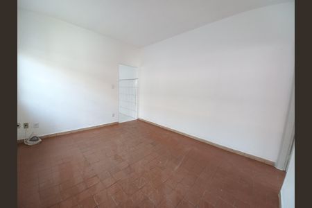 Casa para alugar com 100m², 3 quartos e 1 vaga Casa para alugar com 100m², 3 quartos e 1 vagaSala