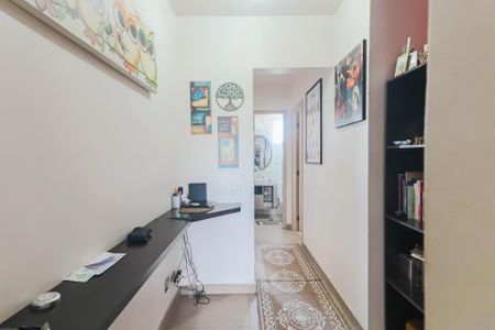 Apartamento à venda com 107m², 3 quartos e 2 vagasCorredor Quartos