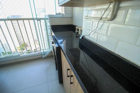 Apartamento à venda com 74m², 2 quartos e 2 vagasÁrea de Serviço