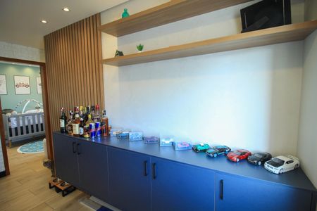 Apartamento à venda com 74m², 2 quartos e 2 vagasSala