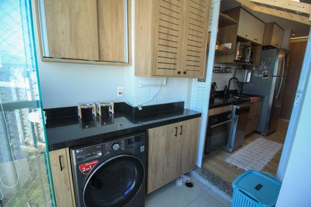 Apartamento à venda com 74m², 2 quartos e 2 vagasÁrea de Serviço