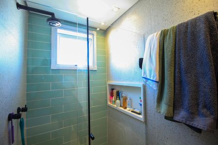 Apartamento à venda com 74m², 2 quartos e 2 vagasBanheiro do Quarto 1