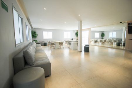 Apartamento à venda com 74m², 2 quartos e 2 vagasÁrea comum