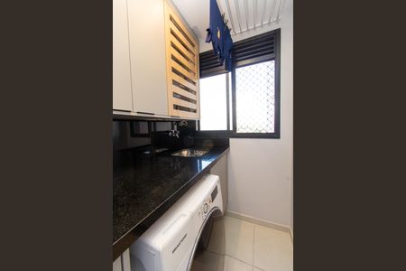 Apartamento à venda com 79m², 3 quartos e 1 vaga Apartamento à venda com 79m², 3 quartos e 1 vagaÁrea de Serviço