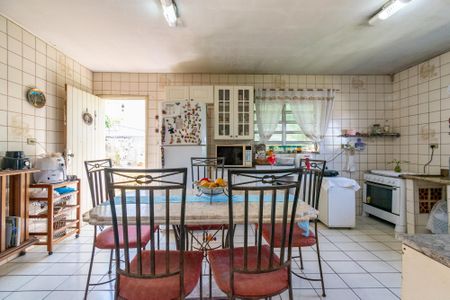 Casa à venda com 307m², 3 quartos e 2 vagasCozinha