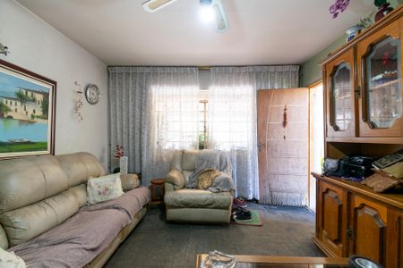 Casa à venda com 307m², 3 quartos e 2 vagasSala