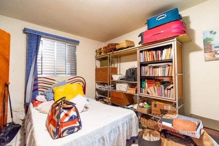 Casa à venda com 307m², 3 quartos e 2 vagasQuarto Casa 2