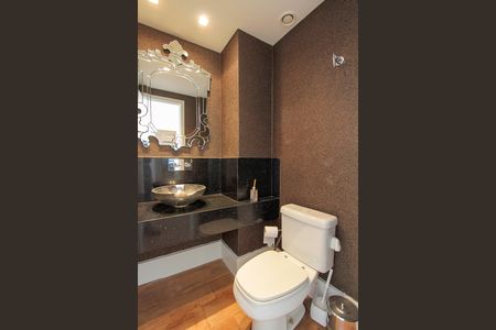 Apartamento para alugar com 234m², 3 quartos e 3 vagas Apartamento para alugar com 234m², 3 quartos e 3 vagasLavabo