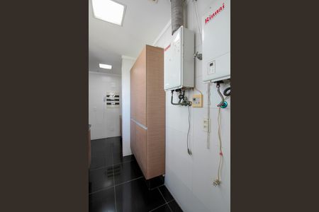 Apartamento para alugar com 234m², 3 quartos e 3 vagas Apartamento para alugar com 234m², 3 quartos e 3 vagasÁrea de Serviço