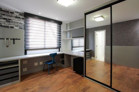 Apartamento para alugar com 234m², 3 quartos e 3 vagas Apartamento para alugar com 234m², 3 quartos e 3 vagas Suíte 2