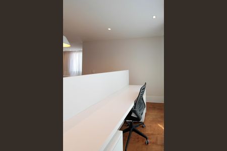 Apartamento para alugar com 234m², 3 quartos e 3 vagas Apartamento para alugar com 234m², 3 quartos e 3 vagasSuíte