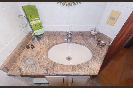 Apartamento à venda com 187m², 3 quartos e 3 vagasDetalhe - Lavabo