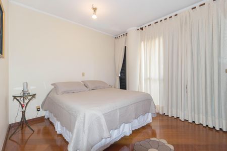 Apartamento à venda com 187m², 3 quartos e 3 vagasSuíte 2