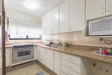 Apartamento à venda com 187m², 3 quartos e 3 vagasCozinha