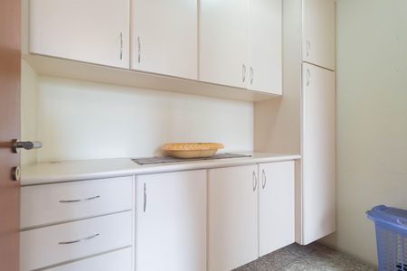 Apartamento à venda com 187m², 3 quartos e 3 vagasDespensa - Área de Serviço