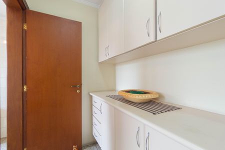 Apartamento à venda com 187m², 3 quartos e 3 vagasDespensa - Área de Serviço
