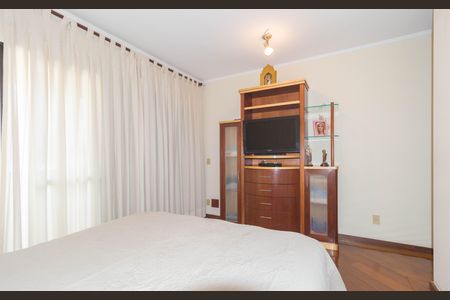 Apartamento à venda com 187m², 3 quartos e 3 vagasSuíte 2