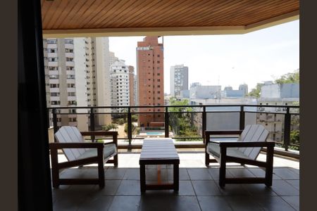 Apartamento à venda com 251m², 3 quartos e 3 vagasVaranda da Sala