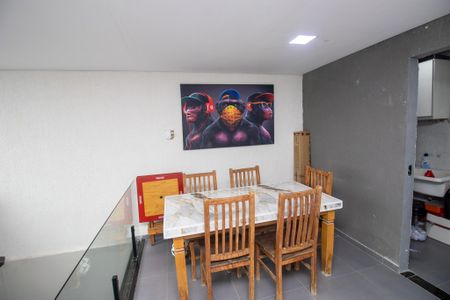 Casa de condomínio à venda com 120m², 2 quartos e 2 vagasÁrea gourmet