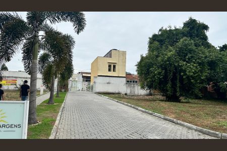Casa de condomínio à venda com 120m², 2 quartos e 2 vagasFachada