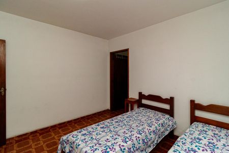 Casa à venda com 150m², 4 quartos e 2 vagasQuarto 3