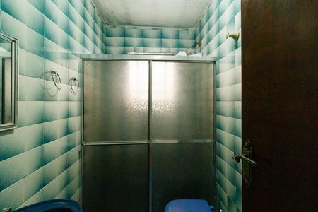 Casa à venda com 150m², 4 quartos e 2 vagasBanheiro