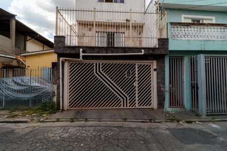 Casa à venda com 150m², 4 quartos e 2 vagasFachada