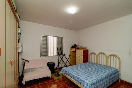 Casa à venda com 150m², 4 quartos e 2 vagasSuíte