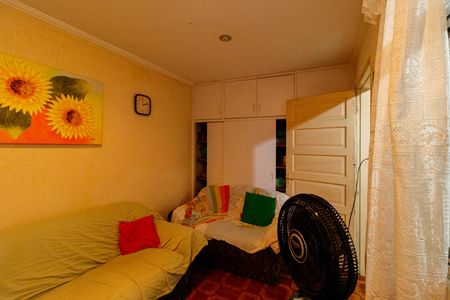 Casa à venda com 150m², 4 quartos e 2 vagasSala