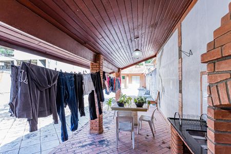 Casa à venda com 545m², 5 quartos e 3 vagasChurrasqueira