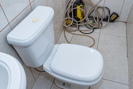 Casa à venda com 545m², 5 quartos e 3 vagasBanheiro da Garagem