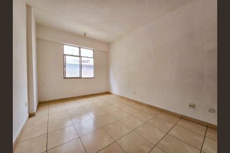 Apartamento à venda com 73m², 3 quartos e sem vagaSala