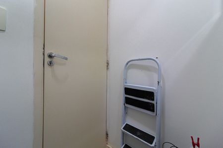 Apartamento à venda com 76m², 2 quartos e 1 vaga Apartamento à venda com 76m², 2 quartos e 1 vagaLavabo