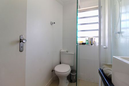 Apartamento à venda com 76m², 2 quartos e 1 vaga Apartamento à venda com 76m², 2 quartos e 1 vagaBanheiro