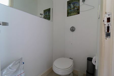 Apartamento à venda com 76m², 2 quartos e 1 vaga Apartamento à venda com 76m², 2 quartos e 1 vagaLavabo