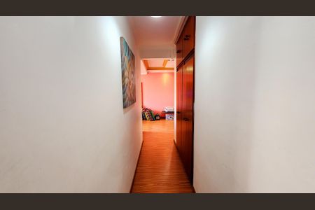 Apartamento para alugar com 80m², 2 quartos e 2 vagas Apartamento para alugar com 80m², 2 quartos e 2 vagasCorredor