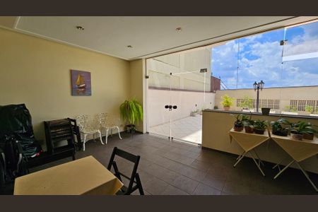 Apartamento para alugar com 80m², 2 quartos e 2 vagas Apartamento para alugar com 80m², 2 quartos e 2 vagasÁrea comum