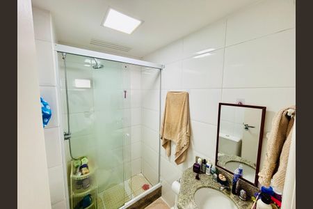 Apartamento à venda com 78m², 2 quartos e 1 vaga