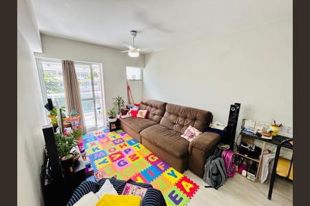 Apartamento à venda com 78m², 2 quartos e 1 vaga