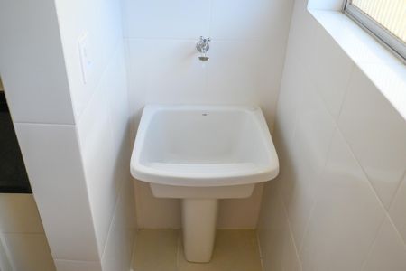 Apartamento para alugar com 42m², 2 quartos e 1 vagaÁrea de Serviço