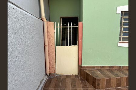 Casa para alugar com 200m², 3 quartos e 3 vagas Casa para alugar com 200m², 3 quartos e 3 vagasLavanderia